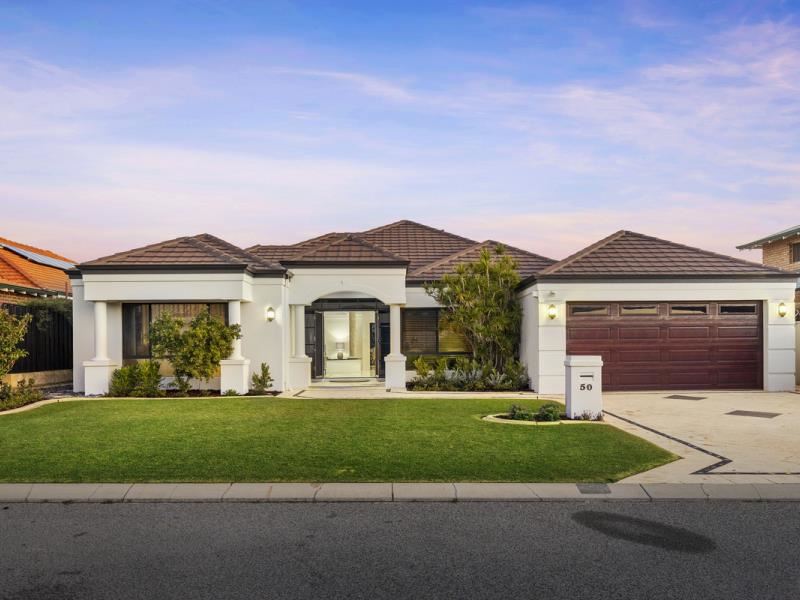 50 Meadowbank Gardens, Hillarys